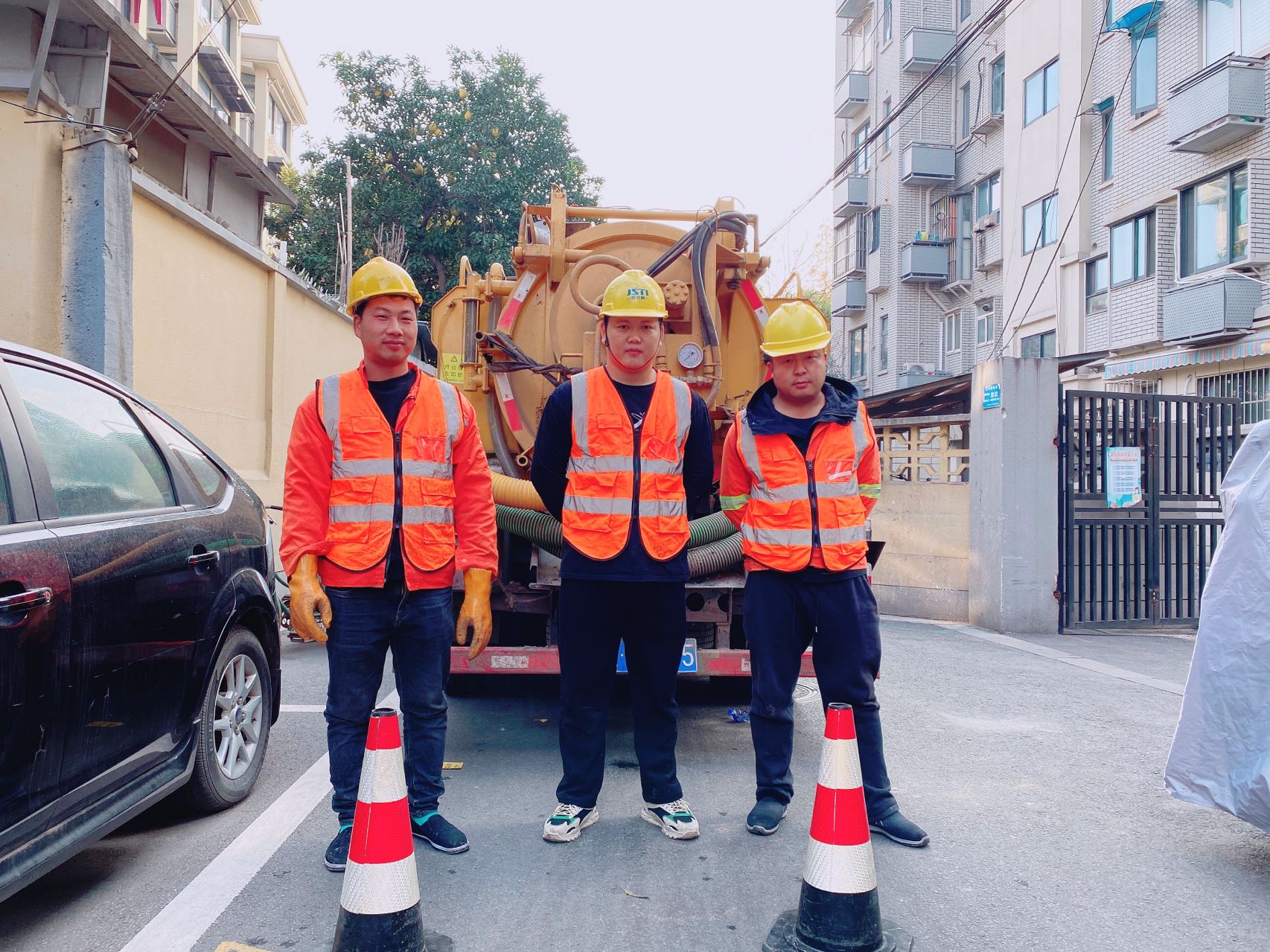 正达南京某小区管道清淤检测施工